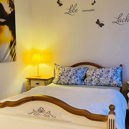 Gemuetliche Wohnung Bad Schwartau Ngoại thất bức ảnh